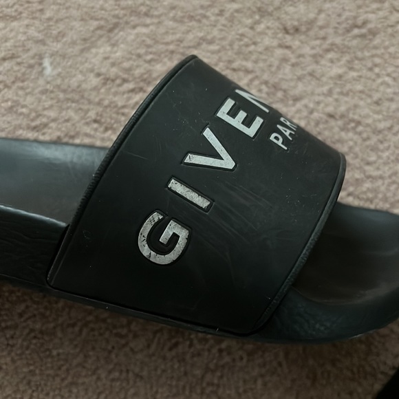 Givenchy slides - Picture 2 of 7